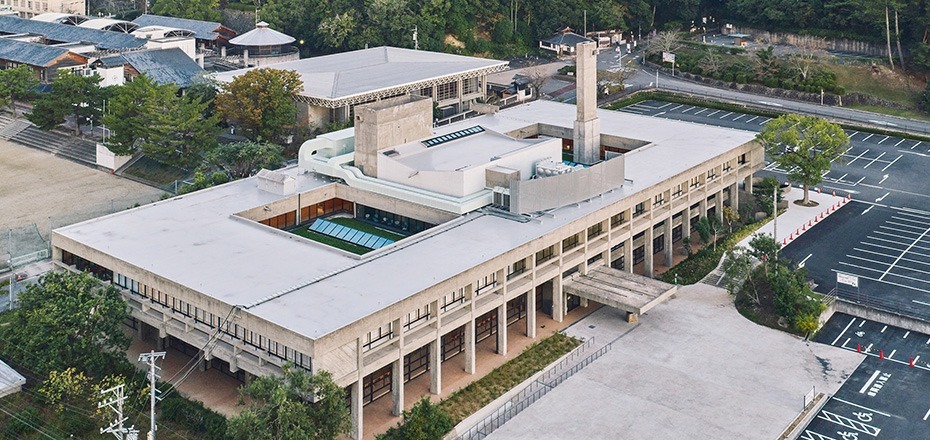 旧上野市庁舎SAKAKURA BASE外観